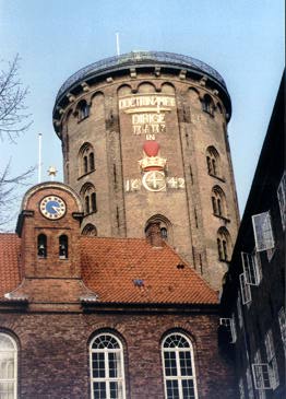 The rounded tower (file)